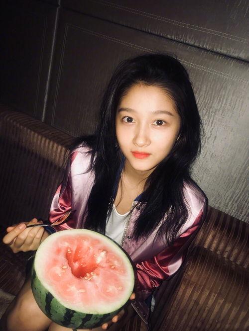 娱乐吃瓜酱拍照视频大全,独家拍照视频大全，带你一网打尽明星幕后瞬间